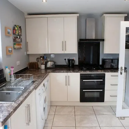 2 Bedroom Boho With Garden