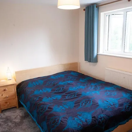 2 Bedroom Boho With Garden Apartamento *